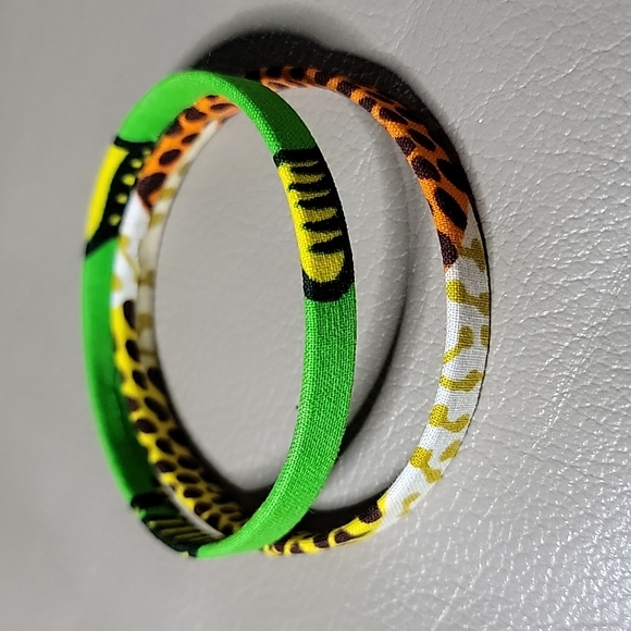 Small Headband and Bracelet set made in Ghana Africa - Picture 5 of 8